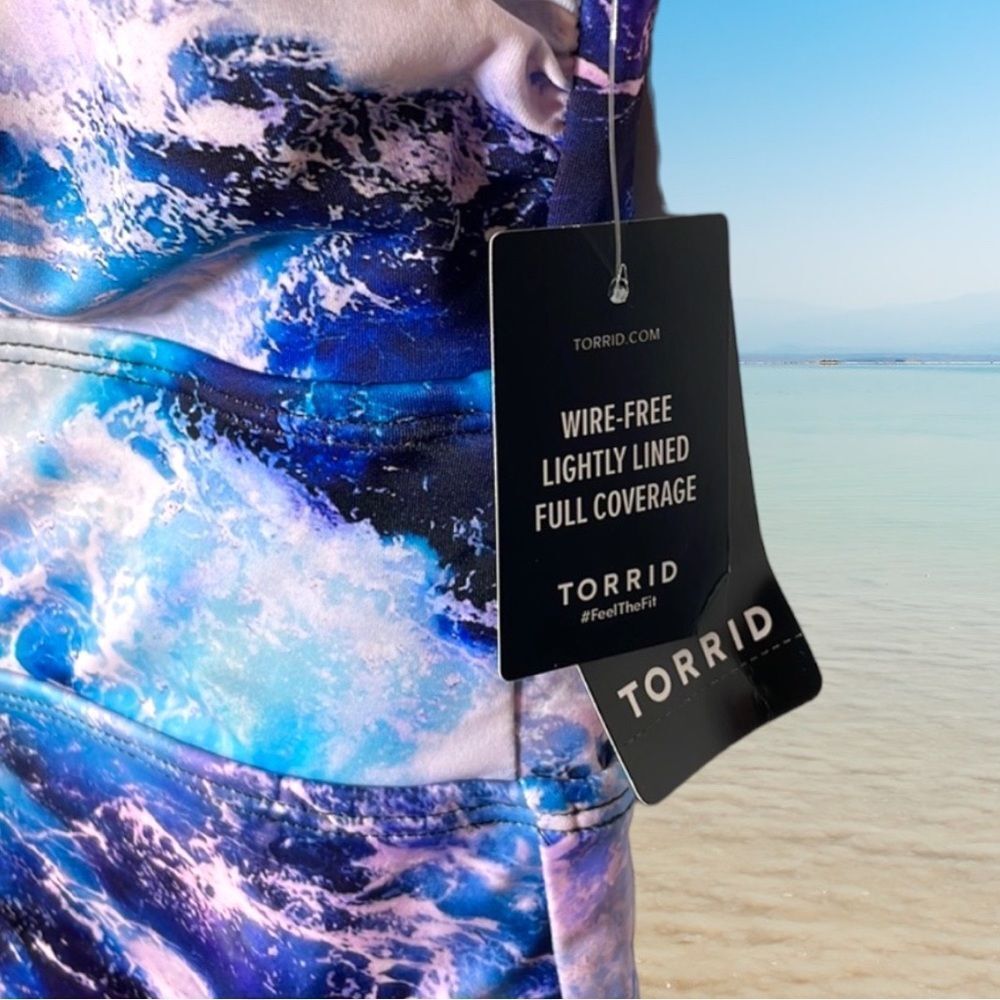 Torrid Blue Ocean Waves Active Wireless Scoop Back One Piece Swimsuit NEW - Picture 11 of 14